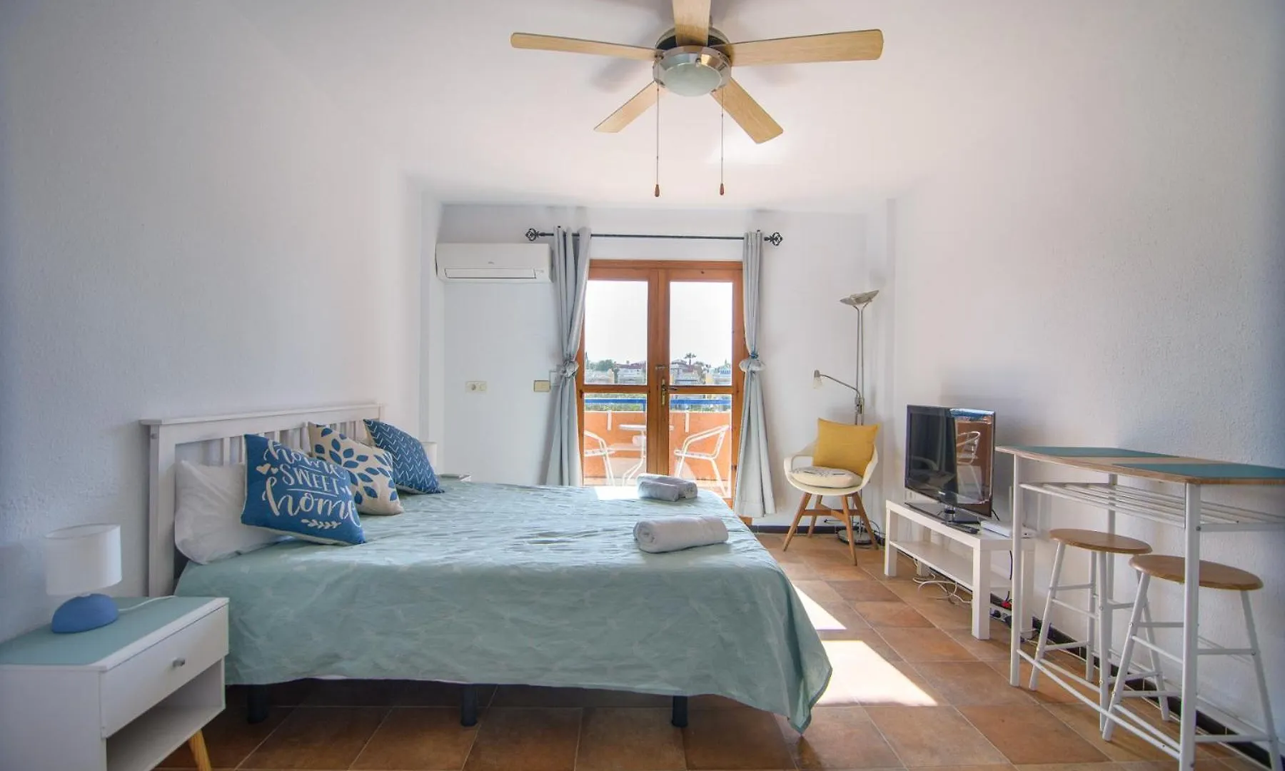 Apartment Natura Mediterranea Estudio Naturista Primera Linea Con Piscina Vera